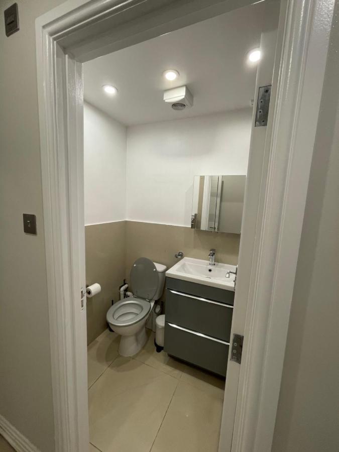Luxury Studio Apartment Harrow on the Hill Екстер'єр фото