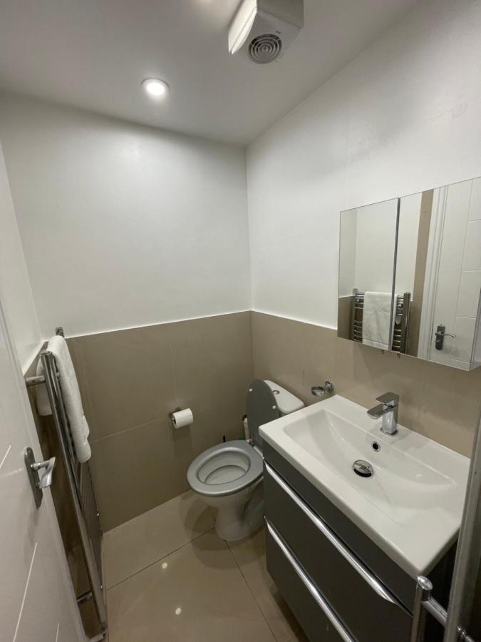Luxury Studio Apartment Harrow on the Hill Екстер'єр фото