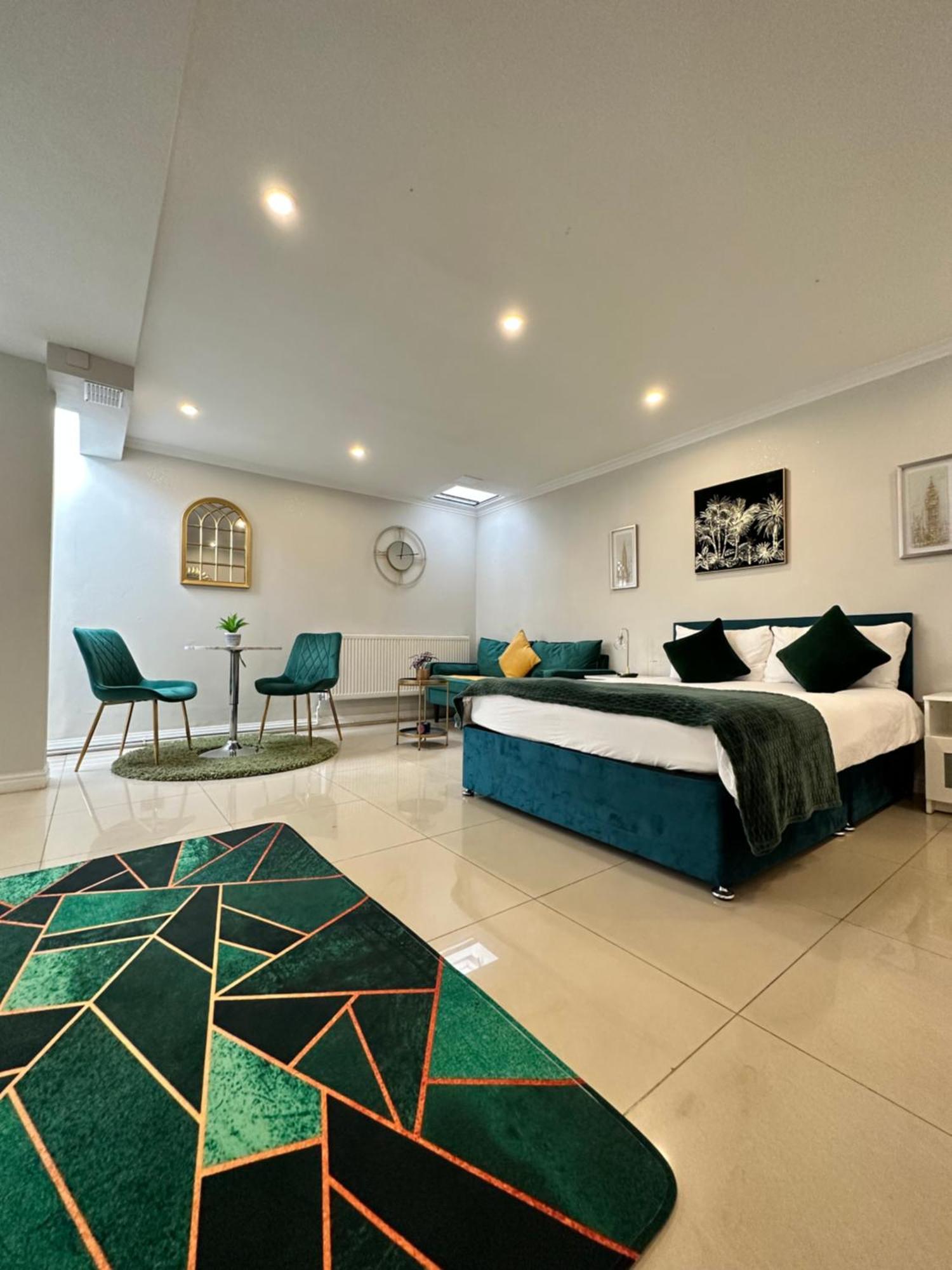 Luxury Studio Apartment Harrow on the Hill Екстер'єр фото