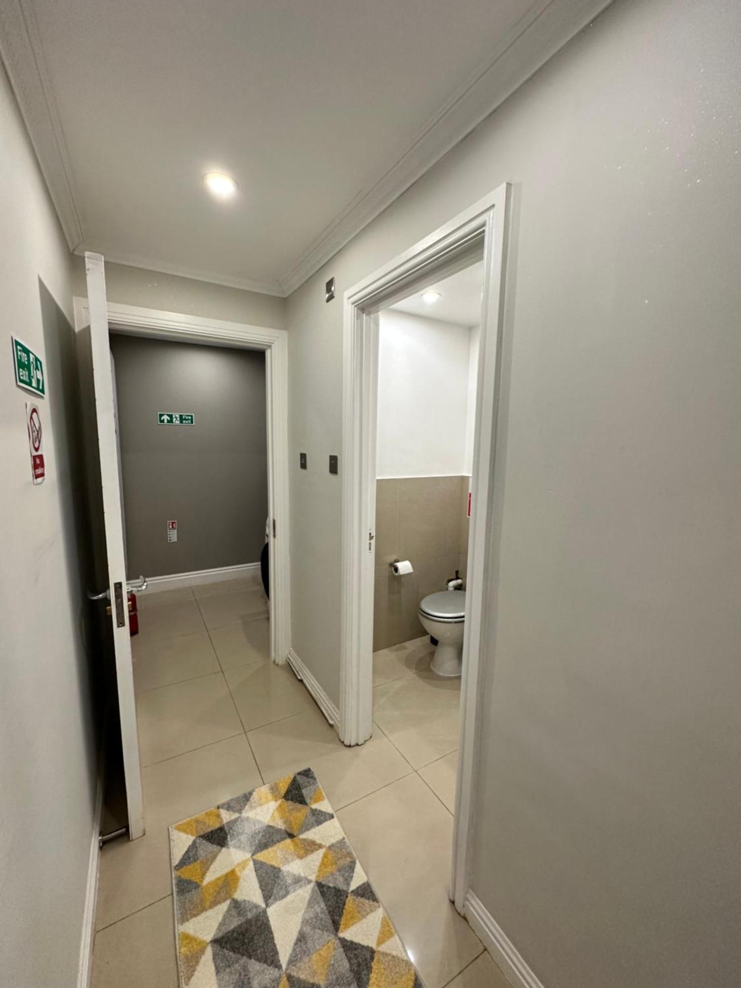 Luxury Studio Apartment Harrow on the Hill Екстер'єр фото